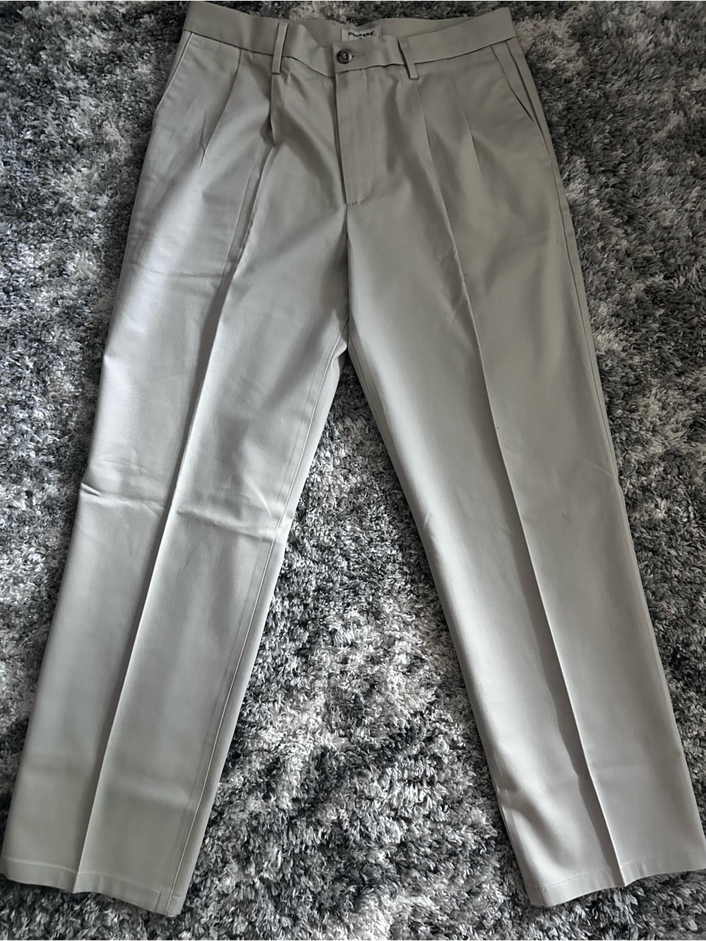 Men's Dockers Pleated Khaki Dress Pants, W32 x L32
